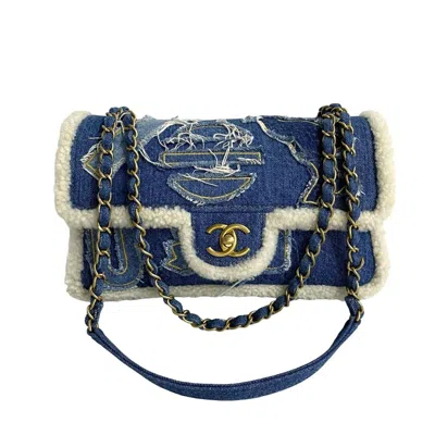 Pre-owned Chanel Blue Blue Leather Shoulder Bag () In Multi