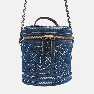 Pre-owned Chanel Blue Cc Quilted Denim Vanity Bag