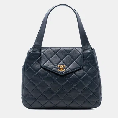 Pre-owned Chanel Blue Cc Quilted Lambskin Flap Tote