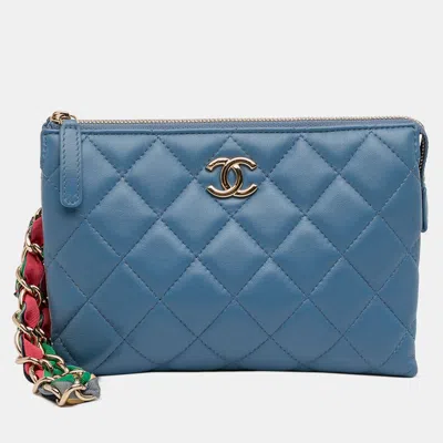 Pre-owned Chanel Blue Cc Quilted Lambskin Ribbon Clutch