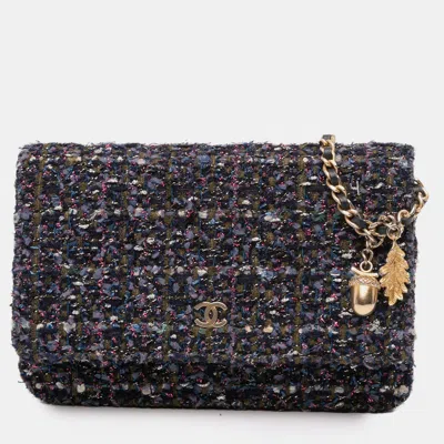 Pre-owned Chanel Blue Cc Tweed Charms Wallet On Chain