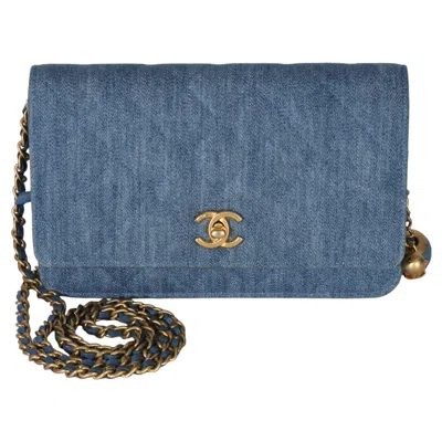 Pre-owned Chanel Blue Denim Quilted Cc Pearl Crush Wallet On Chain