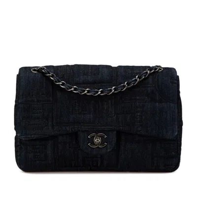 Pre-owned Chanel Blue Denim Shoulder Bag ()