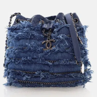 Pre-owned Chanel Blue Fringe Denim Paris-salzburg Edelweiss Bucket Bag