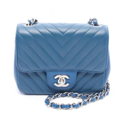 Pre-owned Chanel Blue Grained Calfskin Shoulder Bag ()