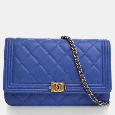Pre-owned Chanel Blue Lambskin Boy Wallet On Chain (woc)