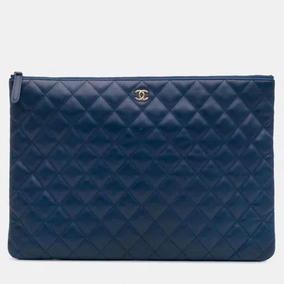 Pre-owned Chanel Blue Large Quilted Lambskin O Case Clutch