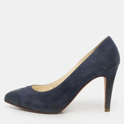 Pre-owned Chanel Blue Leather And Suede Cc Cap Toe Pumps Size 38.5