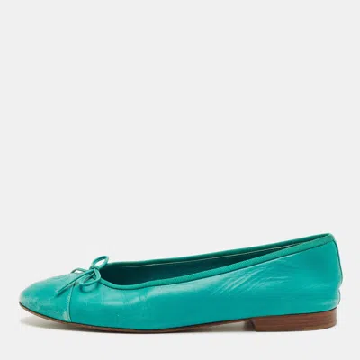 Pre-owned Chanel Blue Leather Cc Cap Toe Ballet Flats Size 40