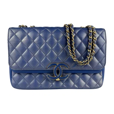 Pre-owned Chanel Blue Leather Shoulder Bag ()
