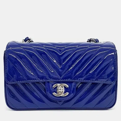 Pre-owned Chanel Blue Patent Leather Chevron Classic New Mini Crossbody Bag