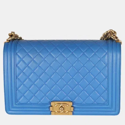 Pre-owned Chanel Blue Quilted Lambskin New Medium Boy Bag