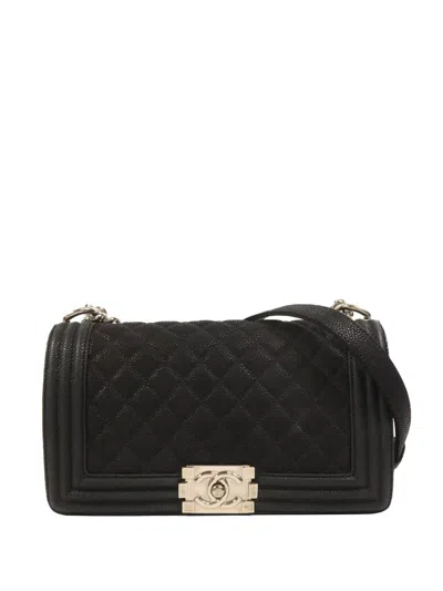 Pre-owned Chanel Boy 25 Quilted Shoulder Bag In Black
