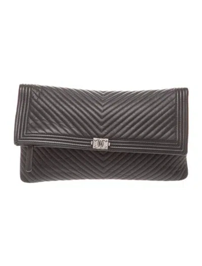 Pre-owned Chanel Boy Beauty Cc Clutch In Black