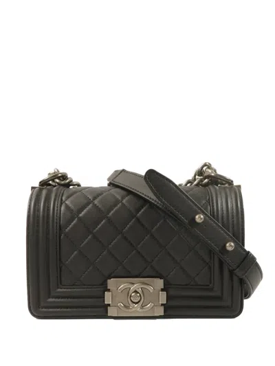 Pre-owned Chanel Boy Cc Chain Shoulder Bag In Black
