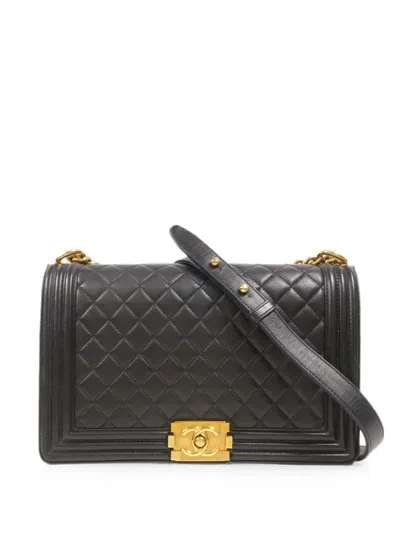 Pre-owned Chanel Boy Cc Chain Shoulder Bag In Black