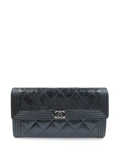 Pre-owned Chanel Boy Cc Quilted Wallet In Black