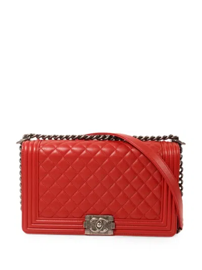 Pre-owned Chanel Boy Cc Shoulder Bag In Red