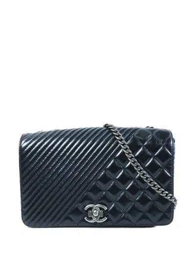 Pre-owned Chanel Boy Leather Flap Bag In Black