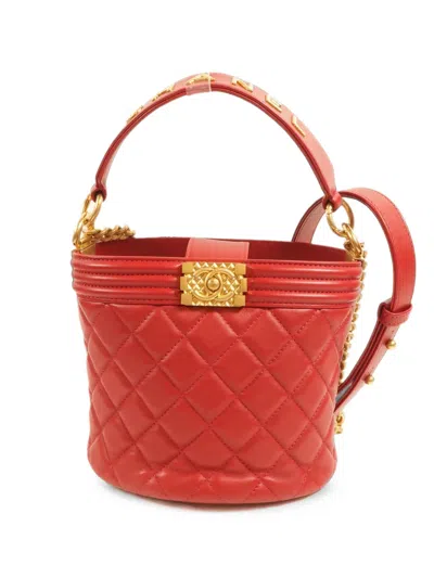 Pre-owned Chanel Boy Leather Tote Bag In Red