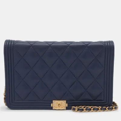 Pre-owned Chanel Boy Matelasse Chain Wallet On Chain In Blue