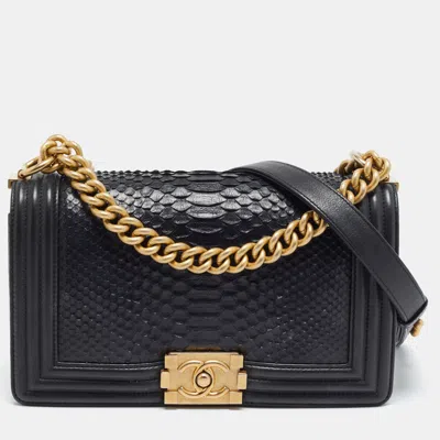 Pre-owned Chanel Boy Medium Black Python And Leather Flap Bag