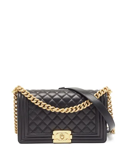 Pre-owned Chanel Boy Quilted Leather Shoulder Bag