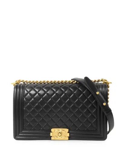 Pre-owned Chanel Boy Quilted Shoulder Bag In Black