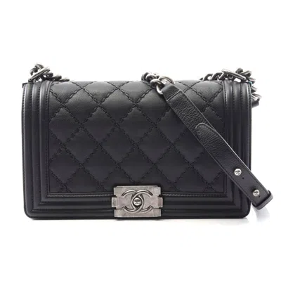 Pre-owned Chanel Boy Shoulder Bag Black Caviar Leather