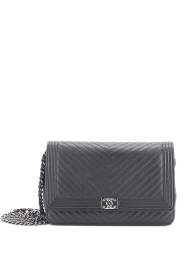 Pre-owned Chanel Boy Wallet On Chain Chevron Calfskin Crossbody Bag In Black