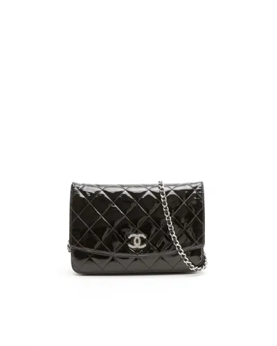Pre-owned Chanel Brilliant Cc Patent Wallet On Chain Bag In Black