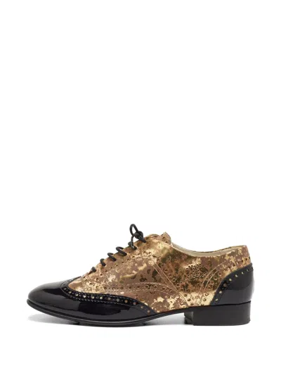 Pre-owned Chanel Brogue Oxford Shoes In Gold