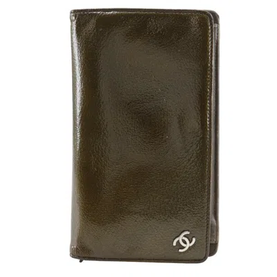 Pre-owned Chanel Bronze Patent Leather Coin Purse/coin Case () In Brown