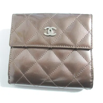 Pre-owned Chanel Bronze Patent Leather Wallet (bi-fold) () In Brown