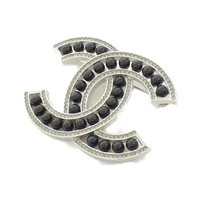 Pre-owned Chanel Brooch () In Black