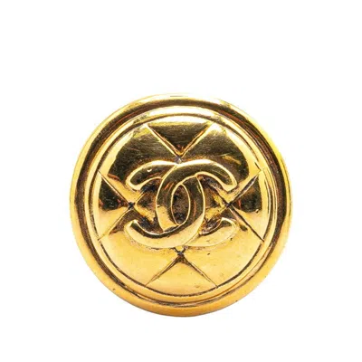 Pre-owned Chanel Brooch () In Gold
