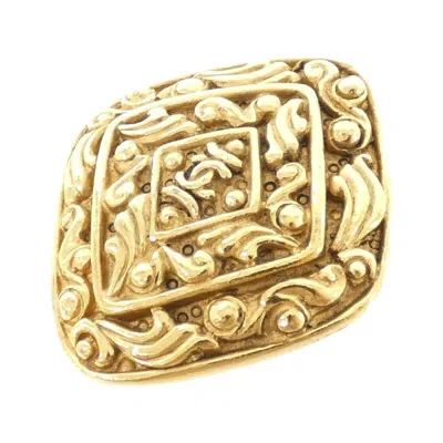 Pre-owned Chanel Brooch () In Gold