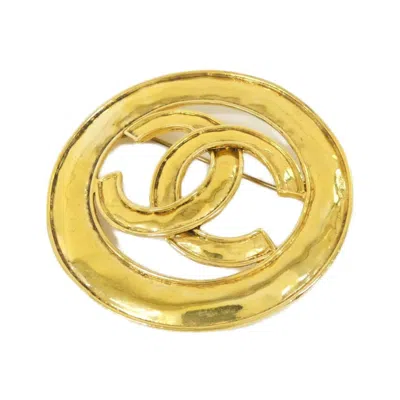 Pre-owned Chanel Brooch () In Gold