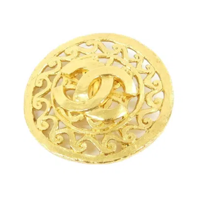 Pre-owned Chanel Brooch () In Gold