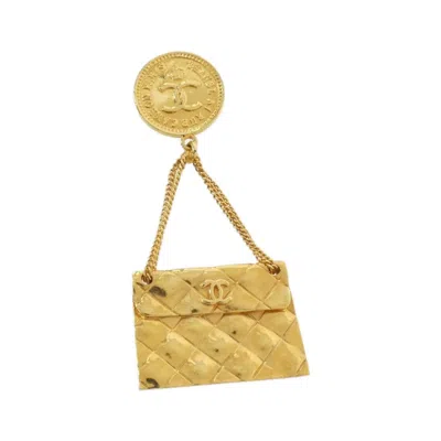 Pre-owned Chanel Brooch () In Gold