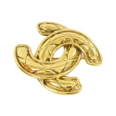Pre-owned Chanel Brooch () In Gold