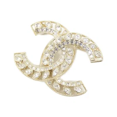Pre-owned Chanel Brooch () In Gold