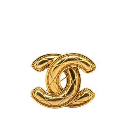 Pre-owned Chanel Brooch () In Gold