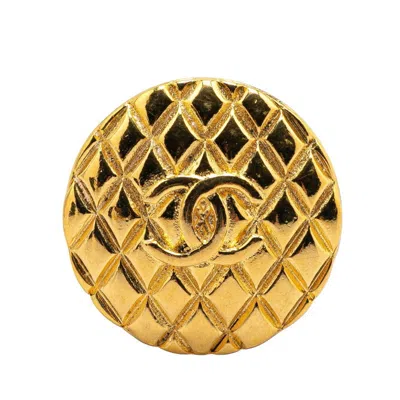 Pre-owned Chanel Brooch () In Gold
