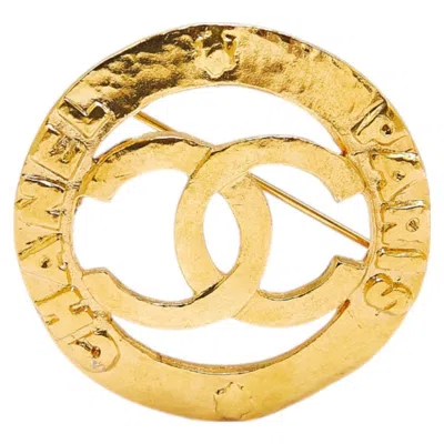 Pre-owned Chanel Brooch () In Gold