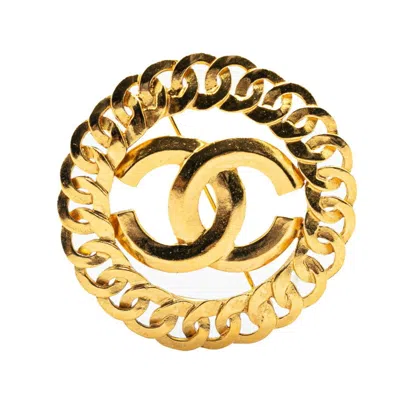 Pre-owned Chanel Brooch () In Gold
