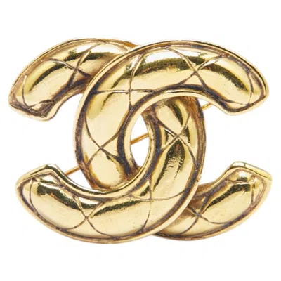 Pre-owned Chanel Brooch () In Gold