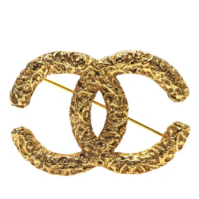 Pre-owned Chanel Brooch () In Gold