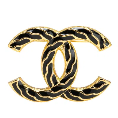 Pre-owned Chanel Brooch () In Gold