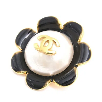 Pre-owned Chanel Brooch () In Multi